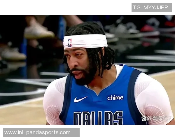 浓眉首节表现稳健6分4板1助助力球队中规中矩展现实力