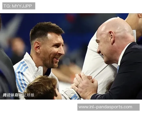 足球报揭秘约尼查传奇经历曾被誉为新哈吉与梅西并肩作战