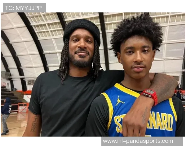 阿里扎谈科比与麦迪对决认为后者与鲨鱼搭档难以夺冠