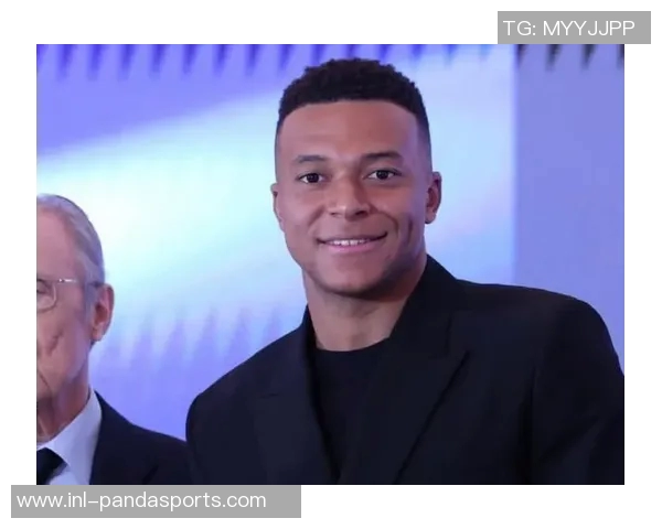 姆巴佩将于周五在伯纳乌包厢领取上赛季欧洲金靴奖盛典即将举行