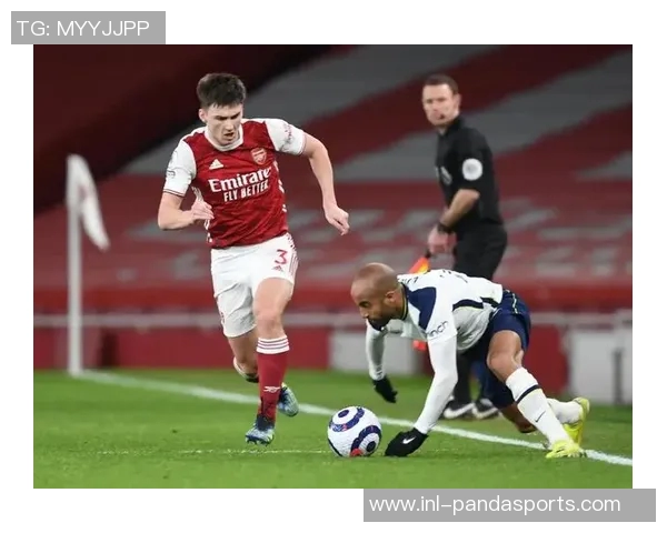 萨拉夫表现不佳半场仅得2分3助攻却犯规5次显露稚嫩状态